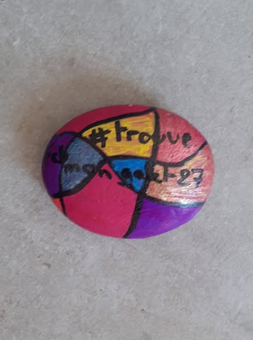 Trouve mon galet 27